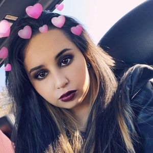 Meet your Posher, Jasmine